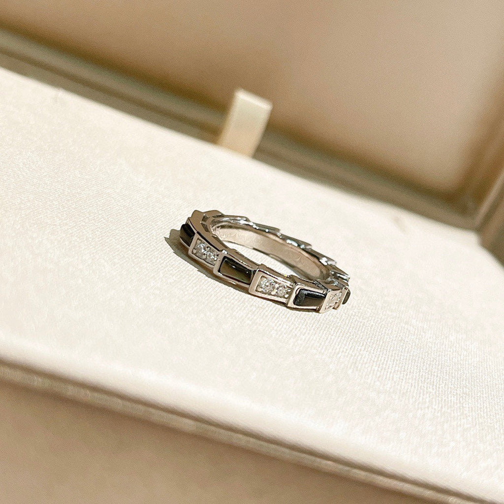 18K BVLGARI Serpenti Viper Malachite Ring